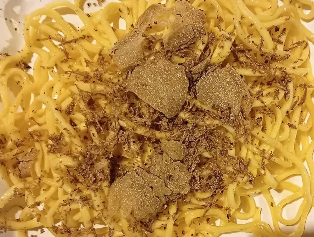 Tagliolini con lamelle di tartufo