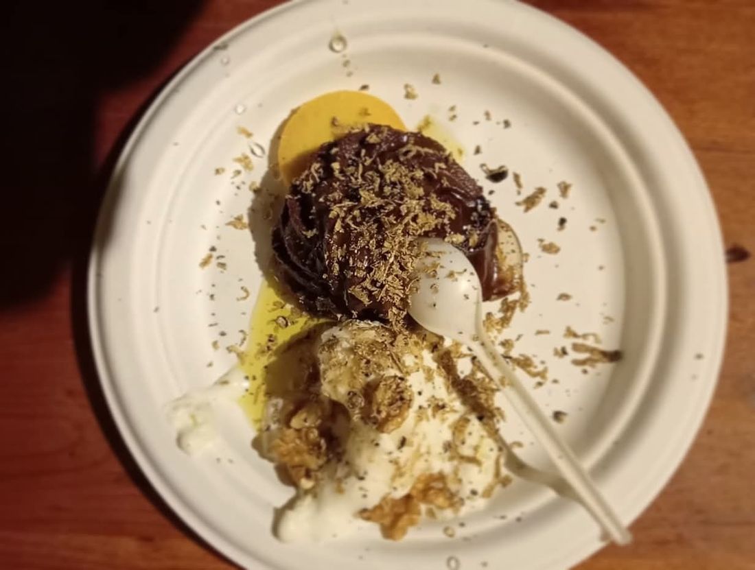 Uovo con tartufo grattugiato